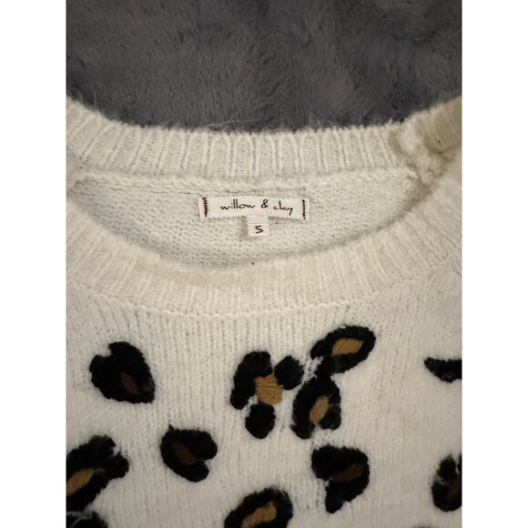 Willow & Clay Ivory Cheetah Print Sweater - Picture 2 of 6
